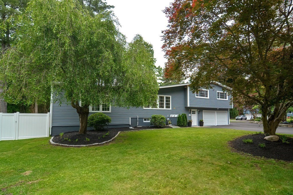 17 Merriam Road Framingham, MA 01701 - Photo 4 of 42 Gallery Image 4