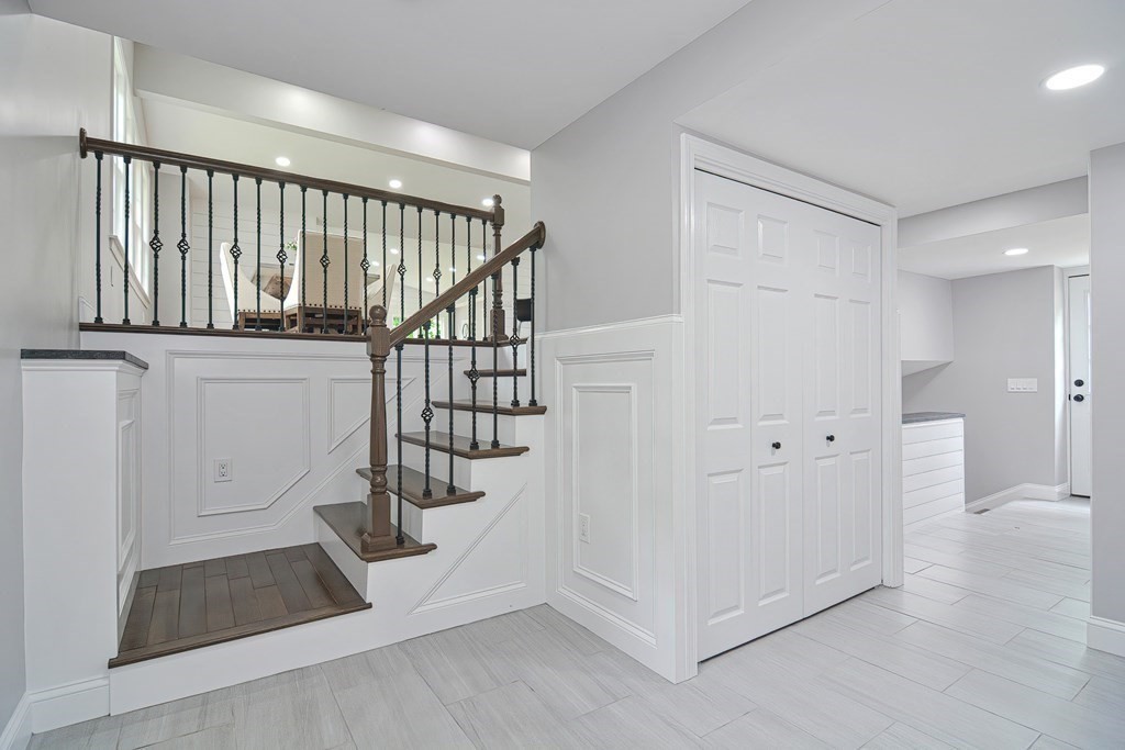 17 Merriam Road Framingham, MA 01701 - Photo 9 of 42 Gallery Image 9