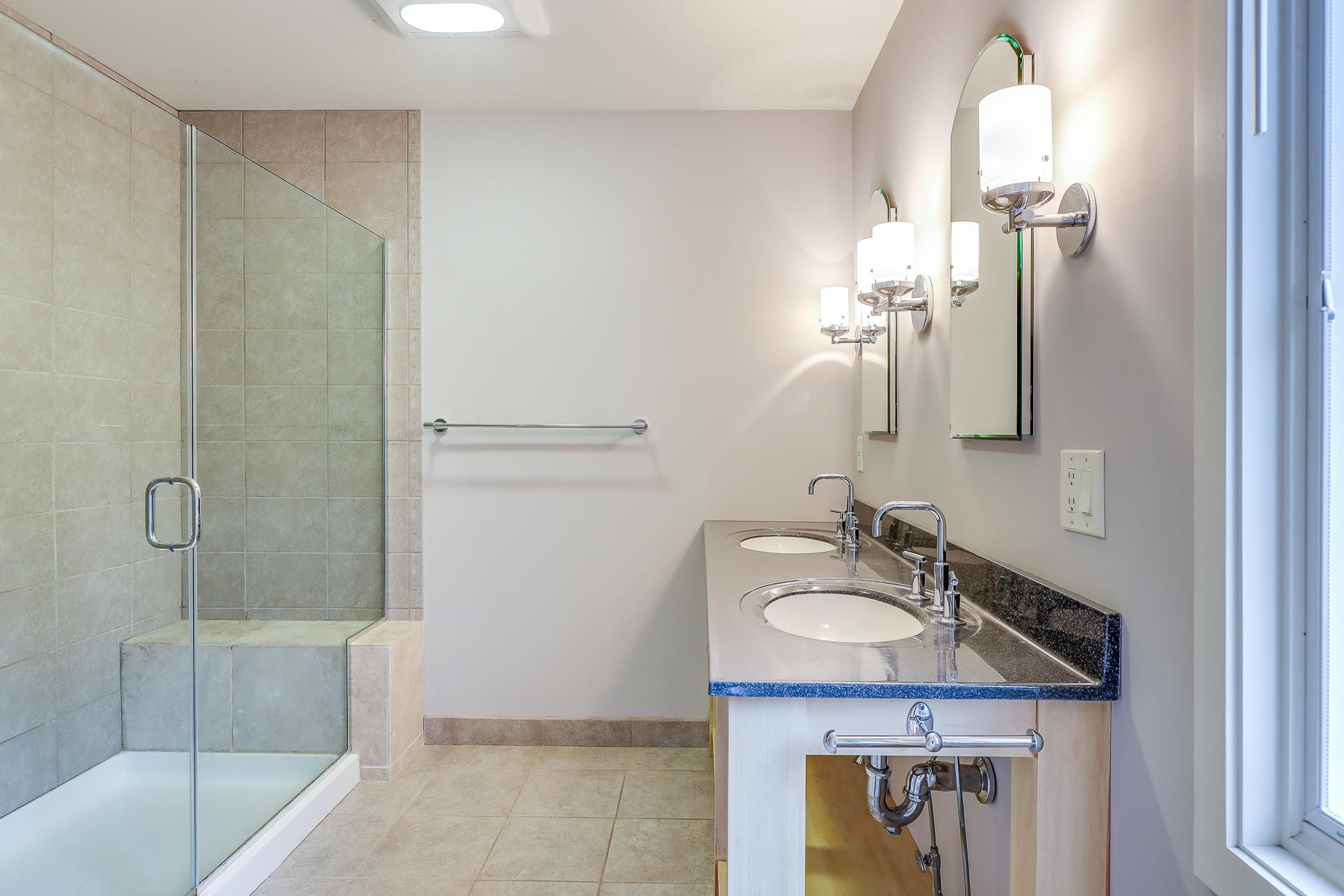 3 Bassett Woods Road Harwich, MA 02645 - Photo 17 of 40 Primary Bath
