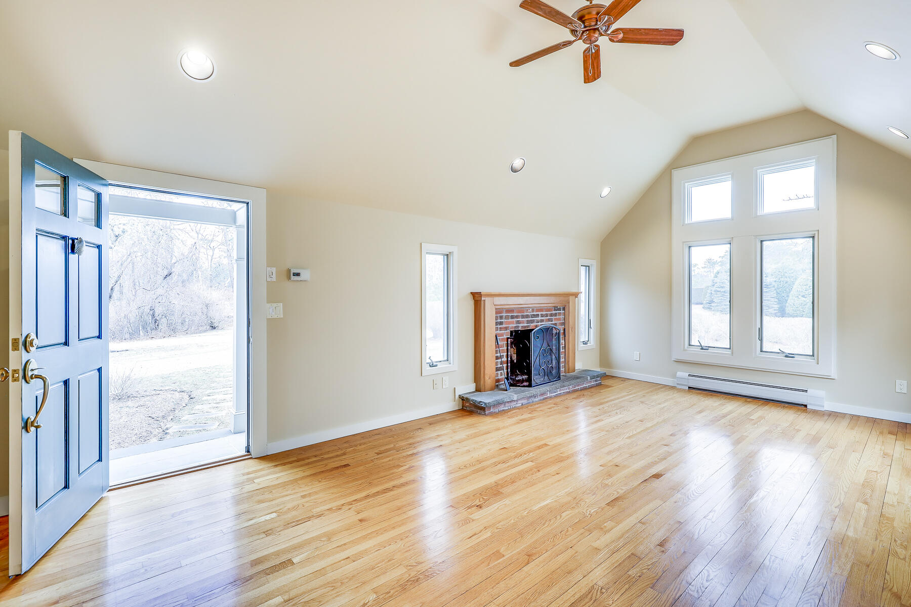 3 Bassett Woods Road Harwich, MA 02645 - Photo 20 of 40 Living Room/ Front Door