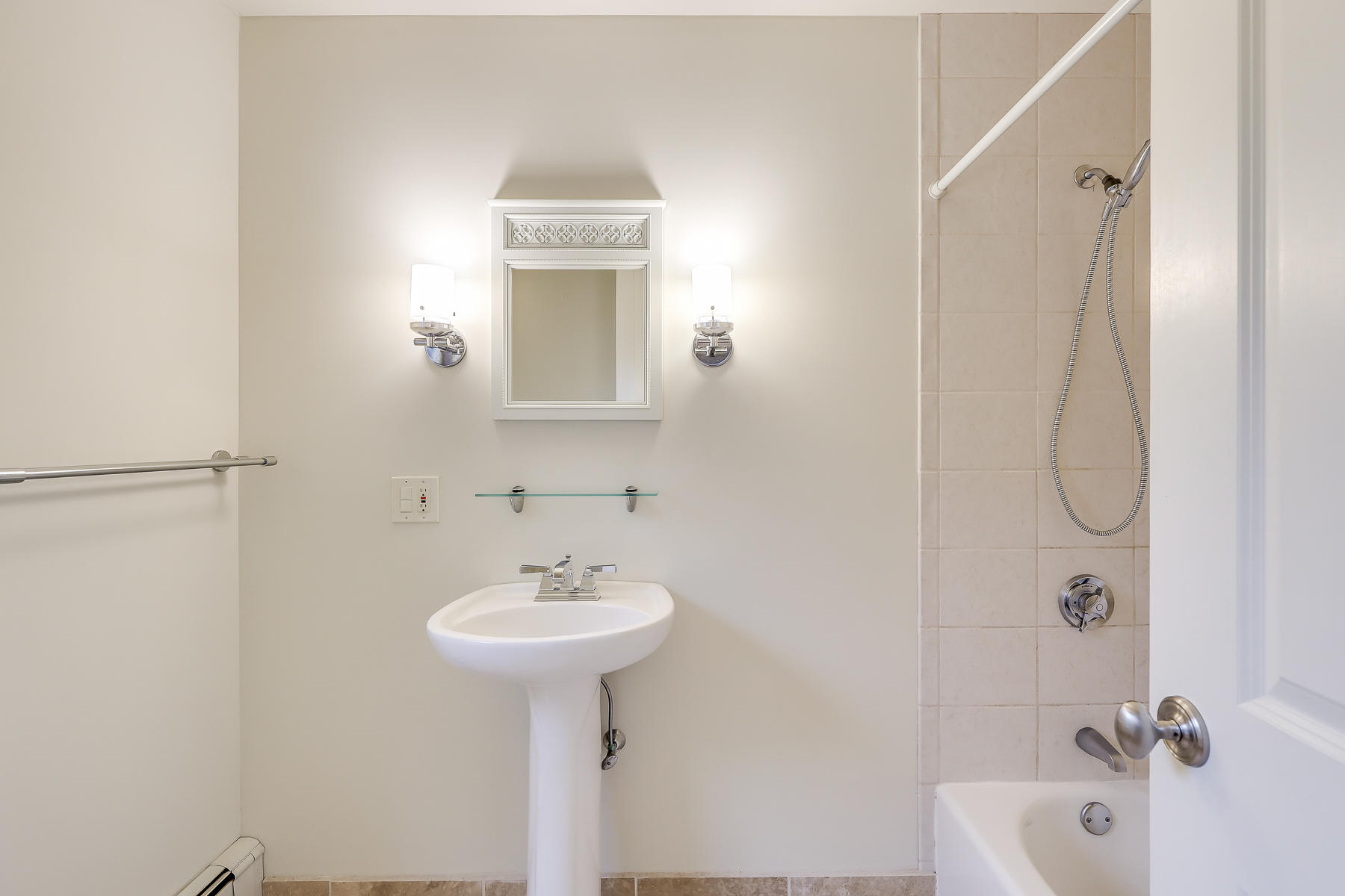 3 Bassett Woods Road Harwich, MA 02645 - Photo 23 of 40 Shared Bath