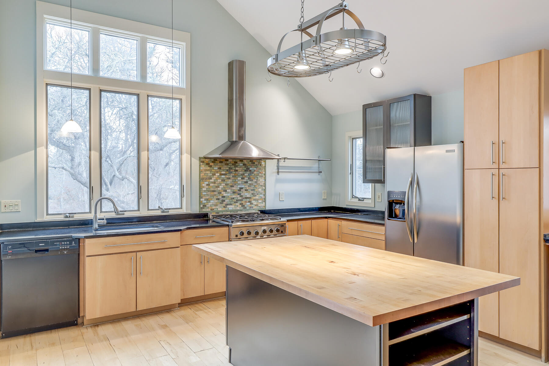 3 Bassett Woods Road Harwich, MA 02645 - Photo 10 of 40 Kitchen