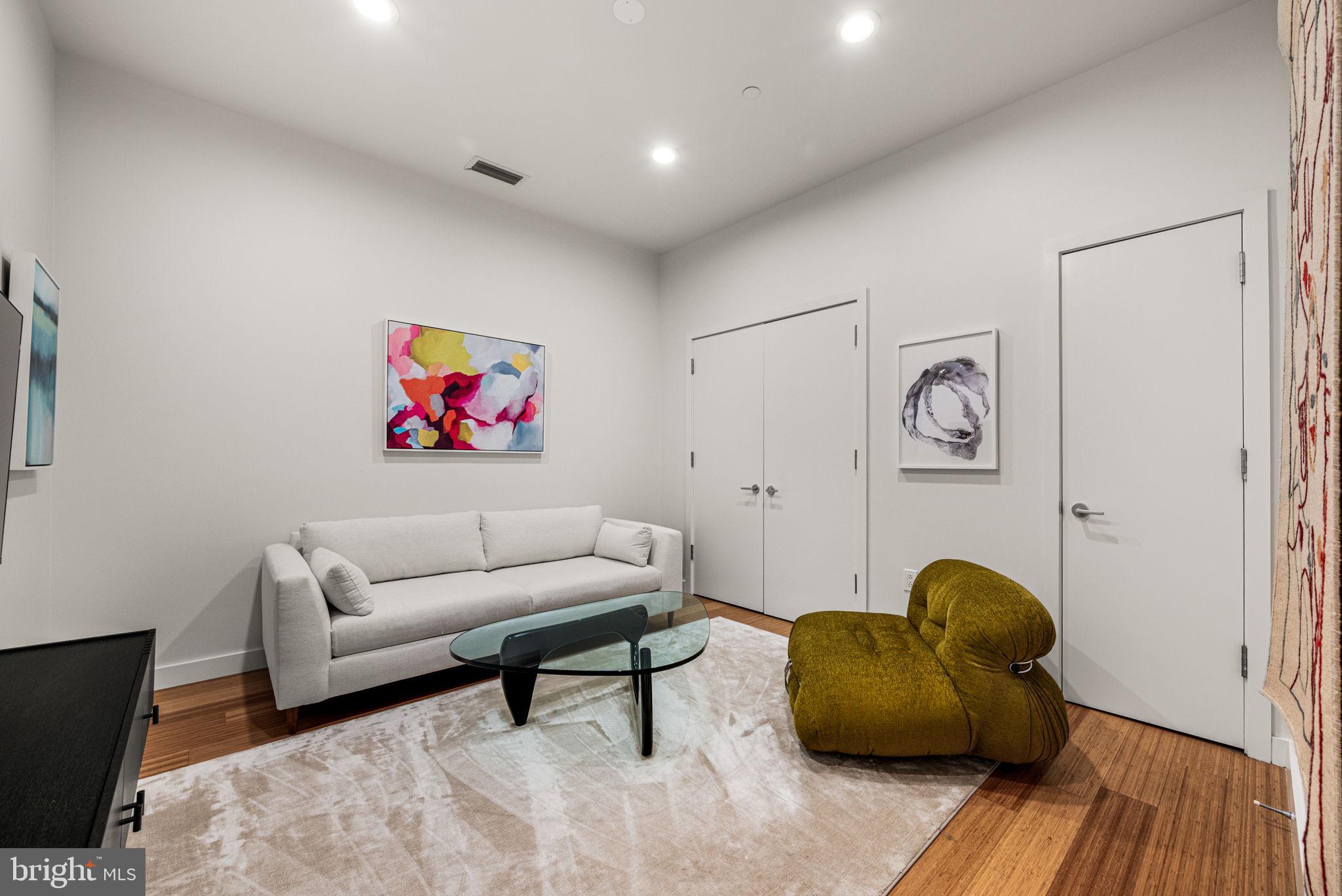 108 Arch Street, Unit 504 Philadelphia, PA 19106 - Photo 20 of 29