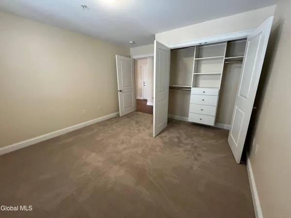 $2,131 | 74 Weibel Avenue, Unit 11HP203, Saratoga Springs, NY 12866