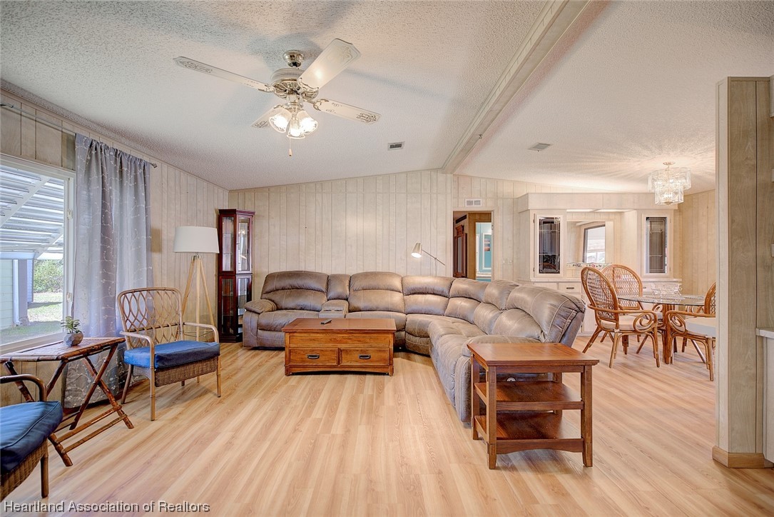 1572 Caribbean Road Sebring, FL 33870 - Photo 5 of 35 Gallery Image 5