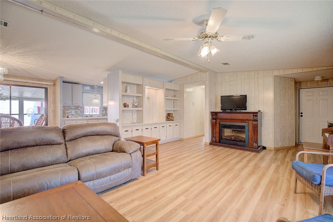 1572 Caribbean Road Sebring, FL 33870 - Photo 8 of 35 Gallery Image 8