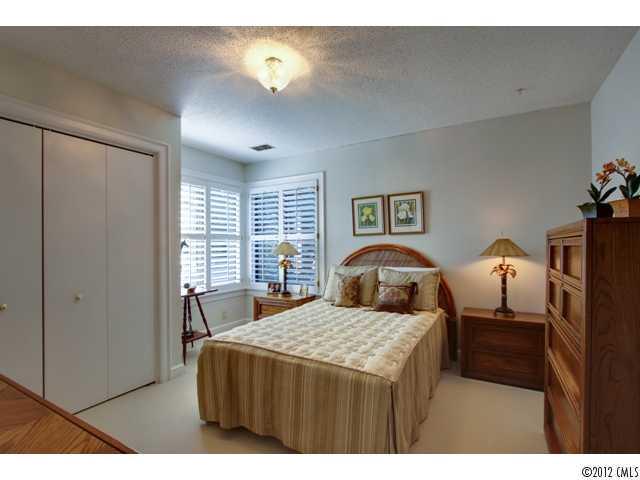 4209 Quail View Road Charlotte, NC 28226 - Photo 12 of 16 Gallery Image 12