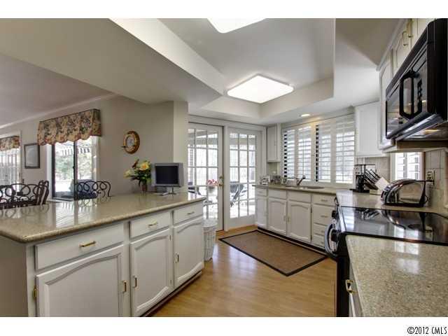 4209 Quail View Road Charlotte, NC 28226 - Photo 4 of 16 Gallery Image 4