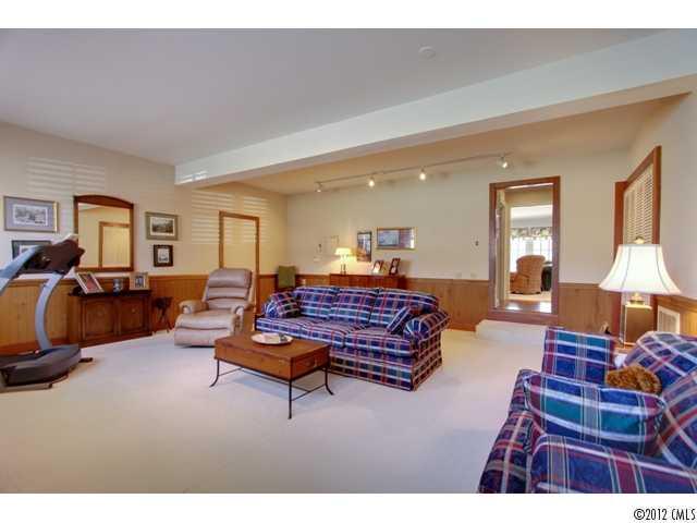 4209 Quail View Road Charlotte, NC 28226 - Photo 8 of 16 Gallery Image 8