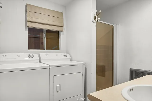 $380,000 | 533 West Victoria Court, Lake Arrowhead, CA 92352