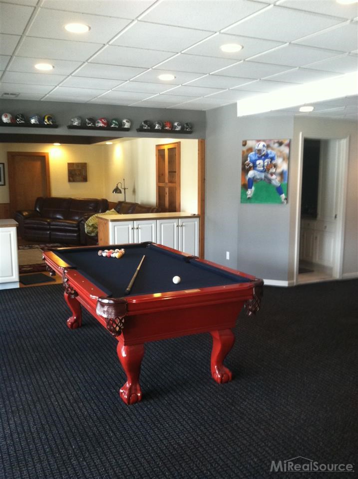 3241 Cullen Road Howell, MI 48855 - Photo 6 of 30 31188511-5.JPG