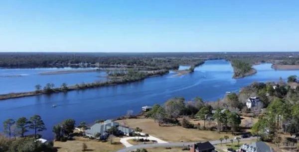 $595,000 | 7390 San Ramon Drive, Milton, FL 32583