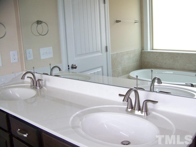 3581 South Beaver Lane Raleigh, NC 27604 - Photo 16 of 25 Gallery Image 16