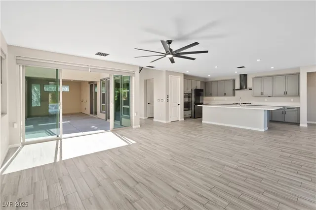 $905,000 | 9710 Hiking Avenue, Las Vegas, NV 89166