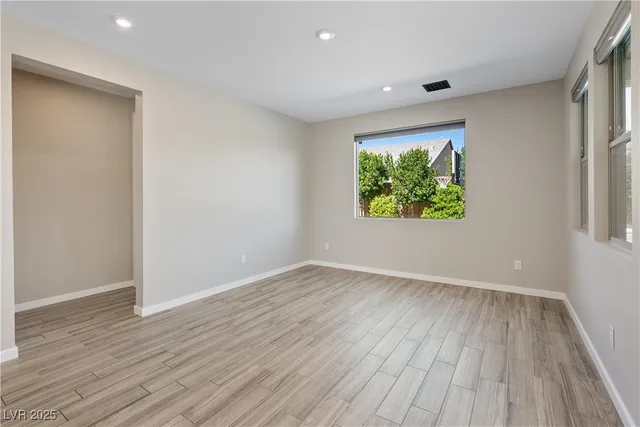 $905,000 | 9710 Hiking Avenue, Las Vegas, NV 89166