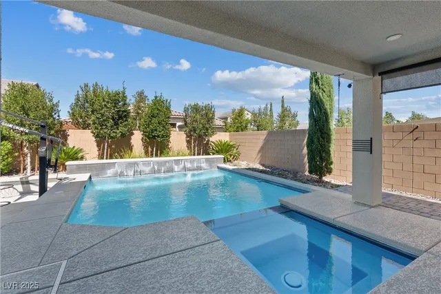 $905,000 | 9710 Hiking Avenue, Las Vegas, NV 89166