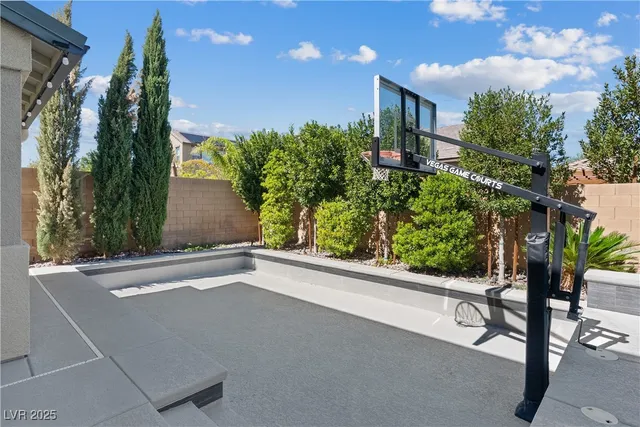 $905,000 | 9710 Hiking Avenue, Las Vegas, NV 89166