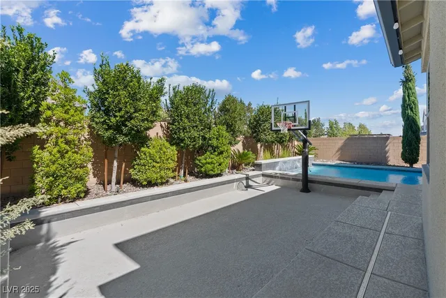 $905,000 | 9710 Hiking Avenue, Las Vegas, NV 89166