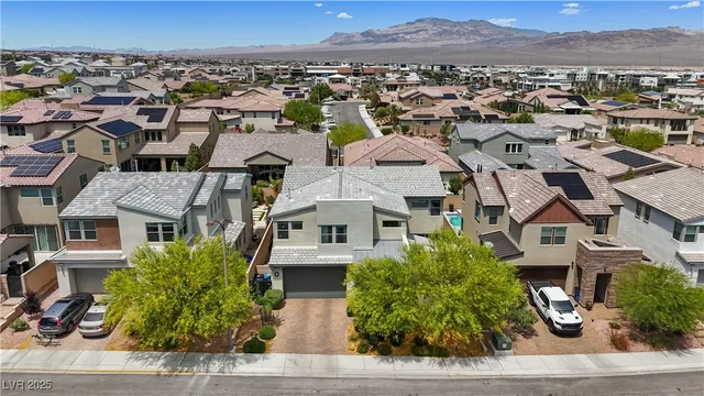 $905,000 | 9710 Hiking Avenue, Las Vegas, NV 89166