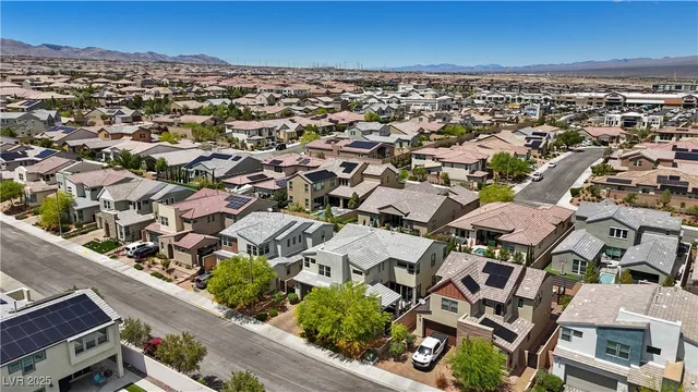 $905,000 | 9710 Hiking Avenue, Las Vegas, NV 89166