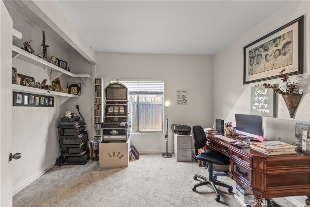 10742 Mendoza Road Moreno Valley, CA 92557 - Photo 10 of 39