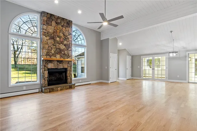 $599,000 | 1268 Main Street, Coventry, RI 02816