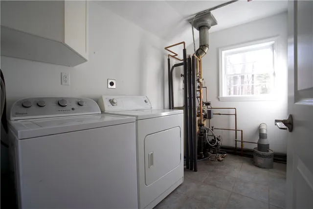 $599,000 | 1268 Main Street, Coventry, RI 02816