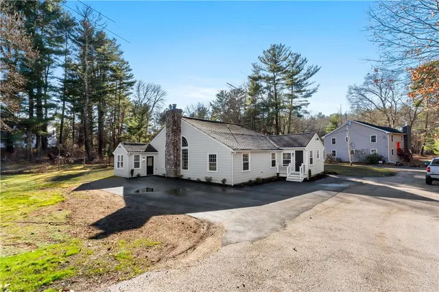 $599,000 | 1268 Main Street, Coventry, RI 02816