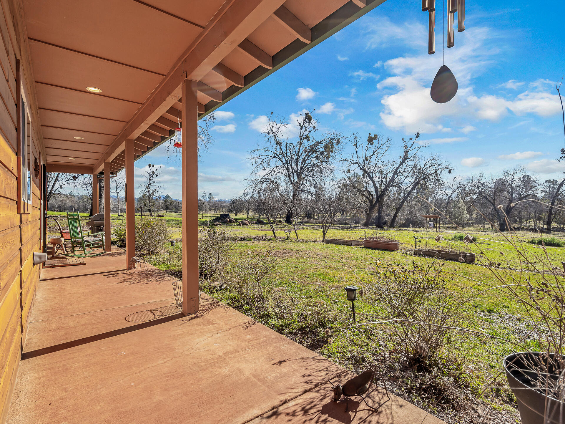 13575 English Way Oak Run, CA 96069 - Photo 7 of 56 Back Porch