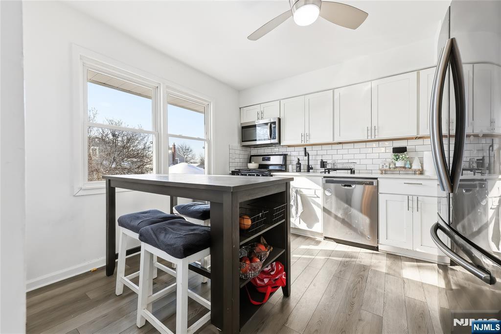 196 Merritt Avenue Bergenfield, NJ 07621 - Photo 7 of 20