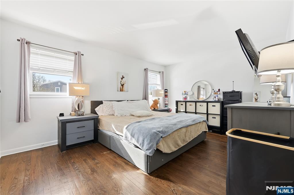 196 Merritt Avenue Bergenfield, NJ 07621 - Photo 10 of 20