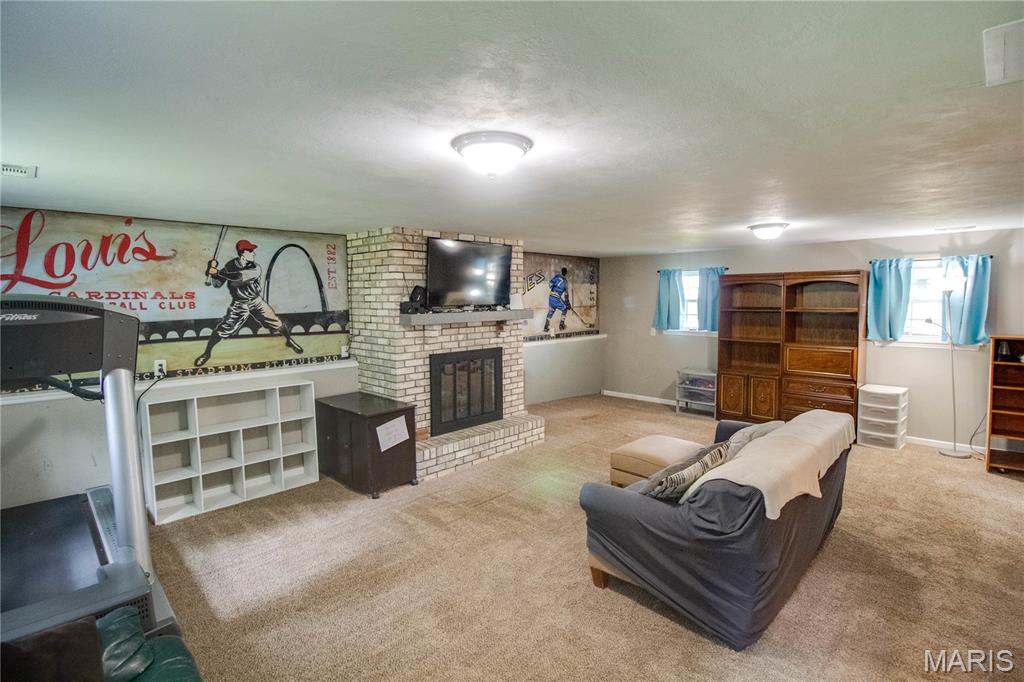 5204 Pin Oak Drive Alton, IL 62002 - Photo 29 of 45