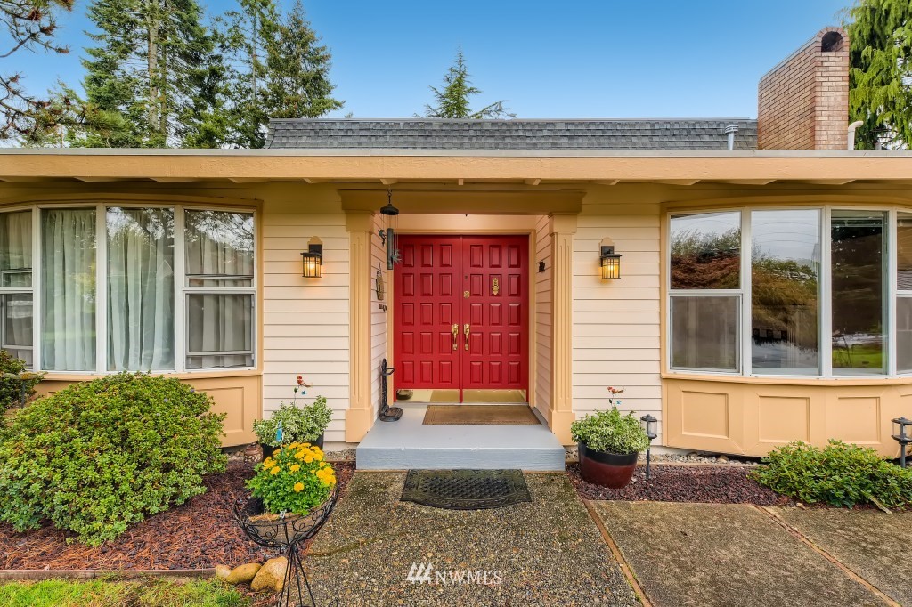 32219 22nd Avenue Southwest Federal Way, WA 98023 - Photo 3 of 36 front view of a house