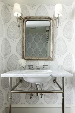 a utility room with window washer and dryer