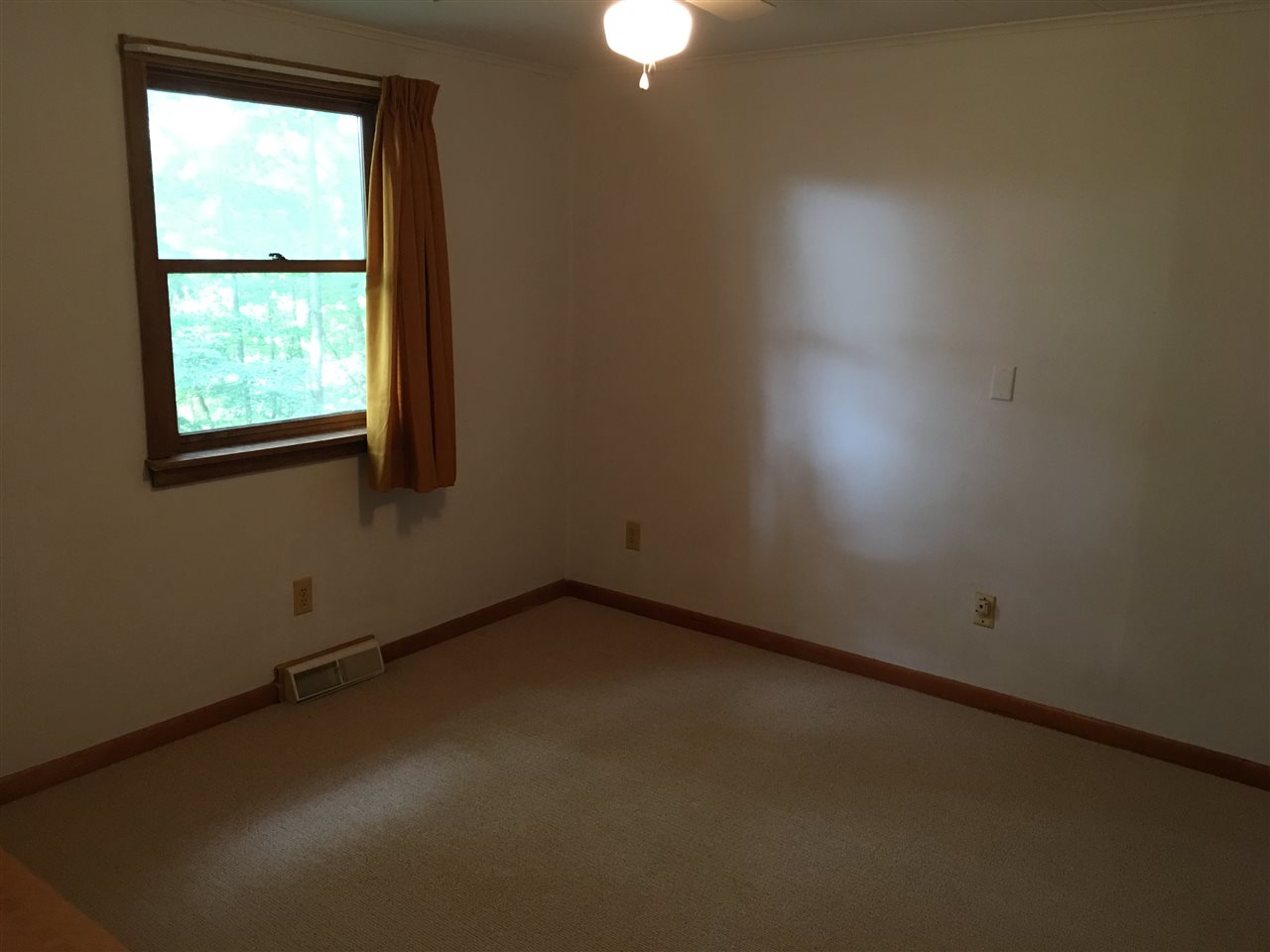 3281 South Knightridge Road Bloomington, IN 47401 - Photo 14 of 24