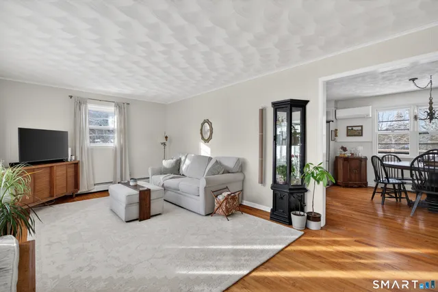 $399,900 | 1 River Street, Stonington, CT 06379