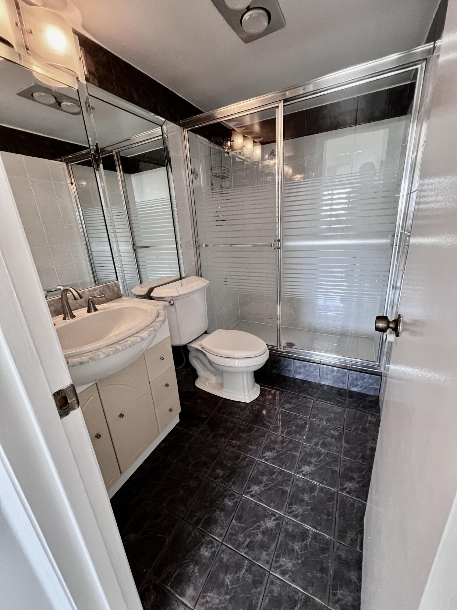 55 Southwest 2nd Avenue, Unit 5040 Boca Raton, FL 33432 - Photo 13 of 17 IMG_2423