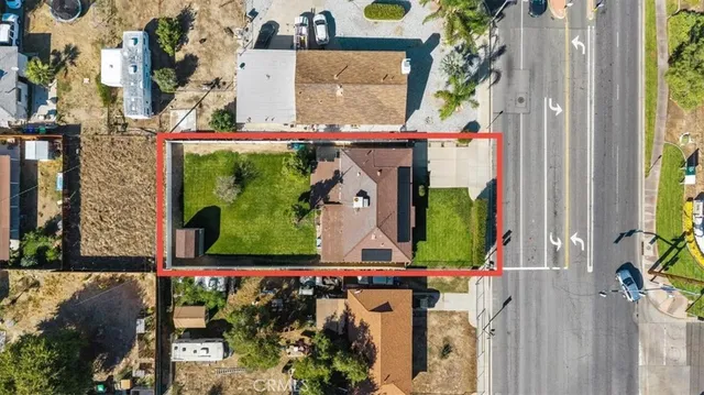 a picture of a floor plan