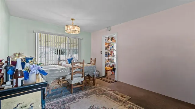 a view of a livingroom with furniture