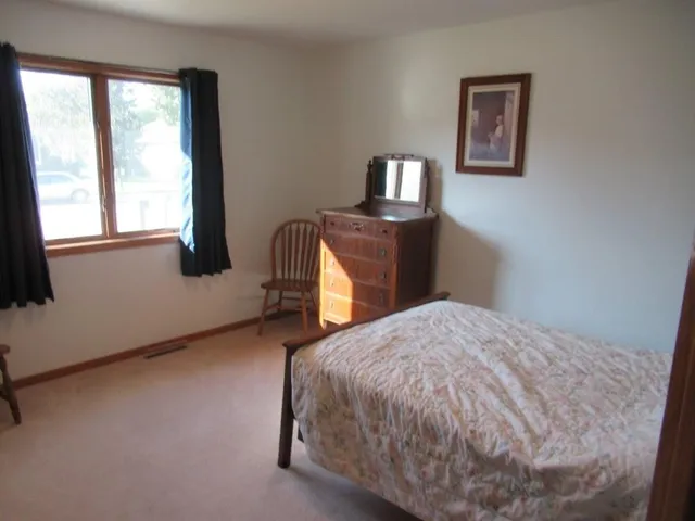 $379,900 | 305 East Veteran's Drive, Luverne, MN 56156