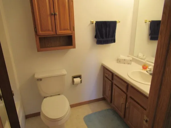 $349,900 | 305 East Veteran's Drive, Luverne, MN 56156