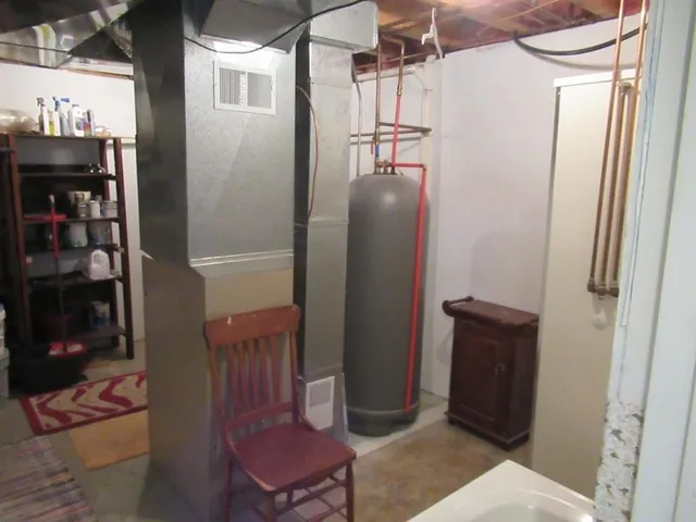 $379,900 | 305 East Veteran's Drive, Luverne, MN 56156