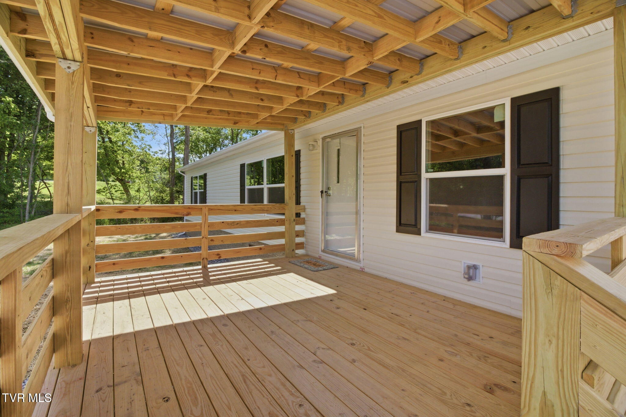 1030 Fishpond Road Chuckey, TN 37641 - Photo 4 of 30 8-web-or-mls-DZ3A9761