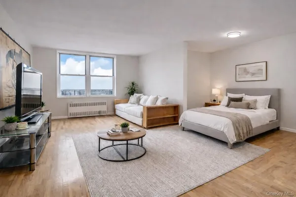 $215,000 | 133 Beach 120th Street, Unit 1E | Rockaway Park
