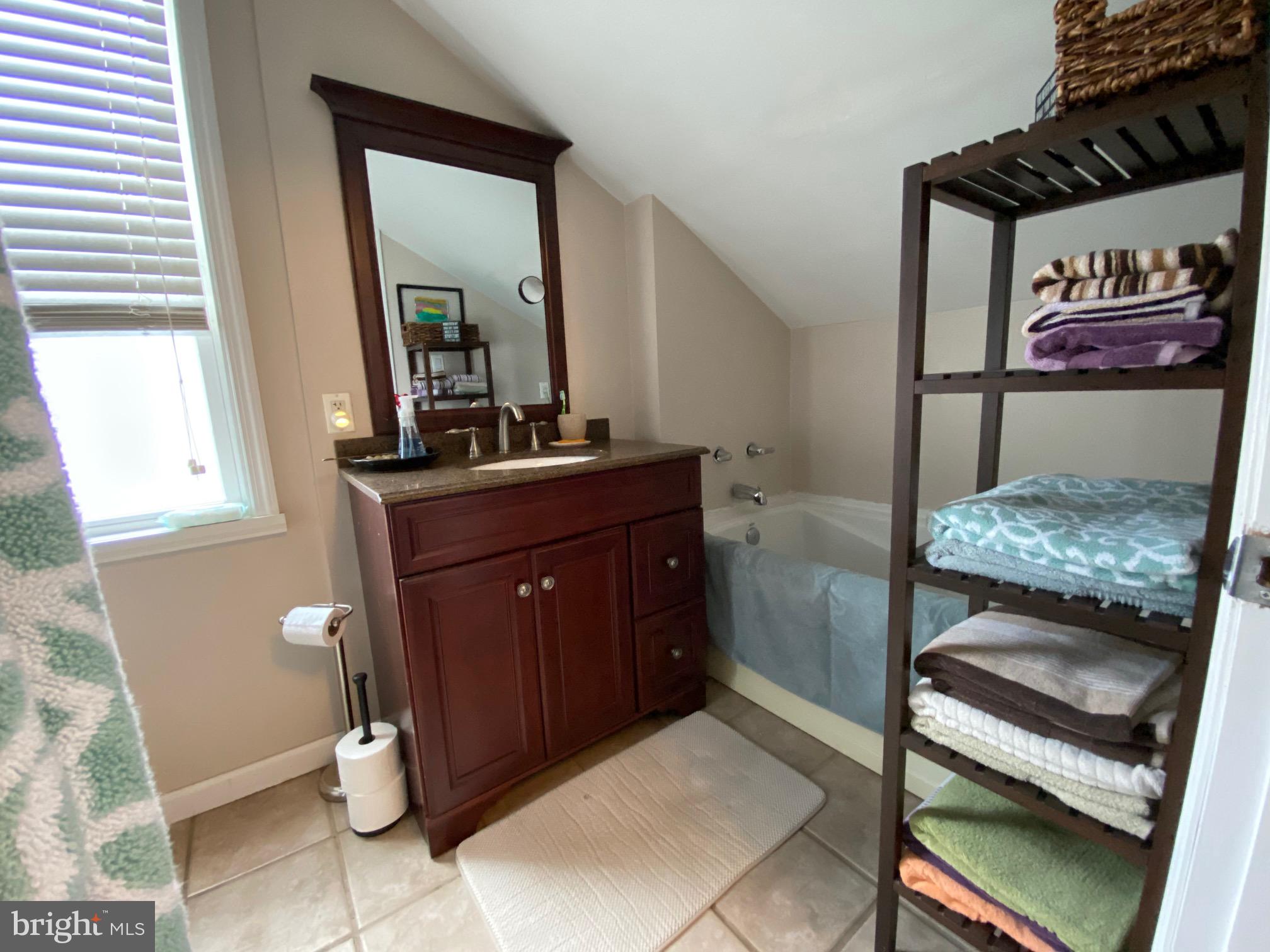 2604 Wentworth Road Baltimore, MD 21234 - Photo 36 of 44 Gallery Image 36