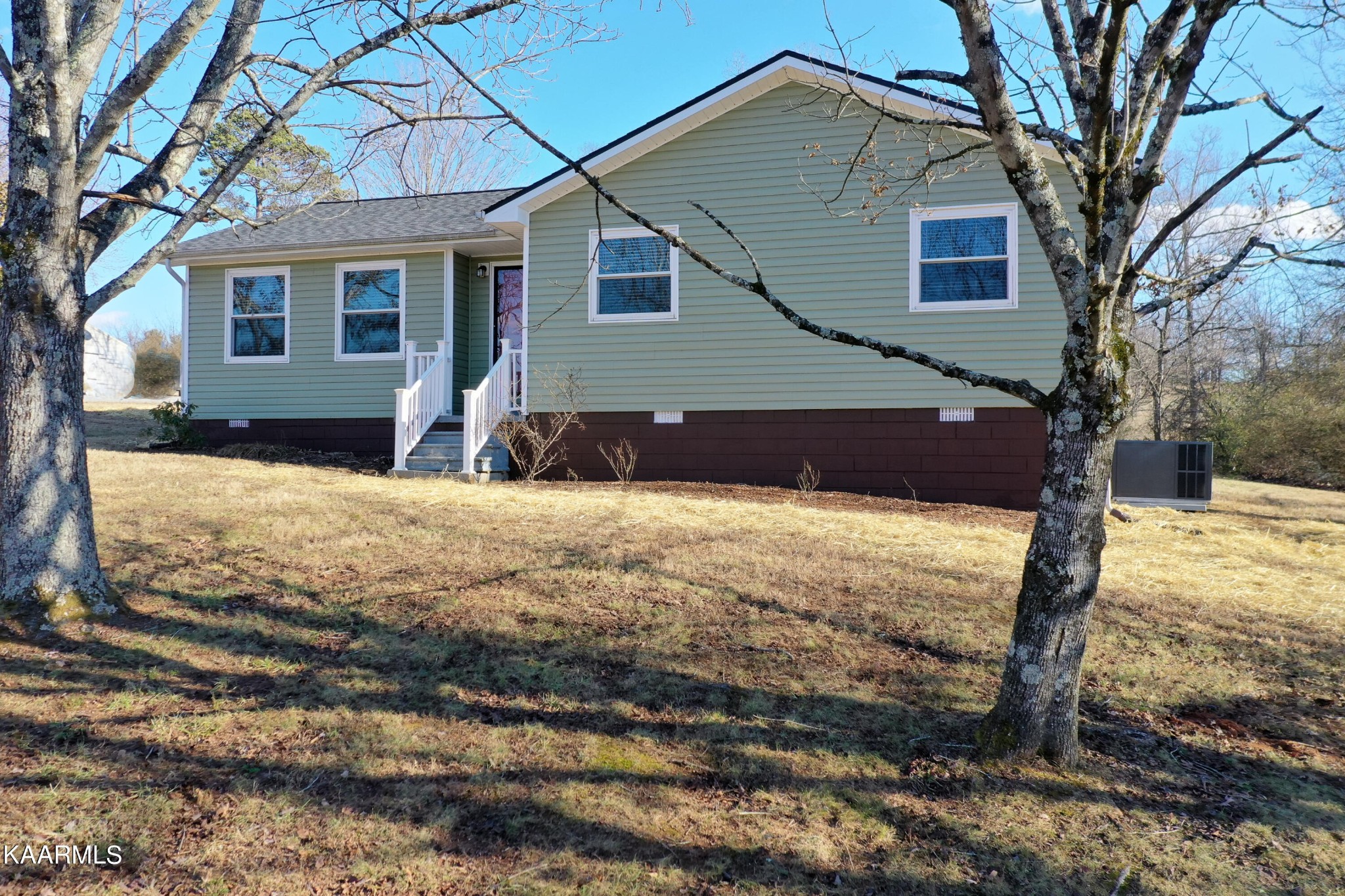 32380 Axley Chapel Road Greenback, TN 37742 - Photo 3 of 40 Gallery Image 3