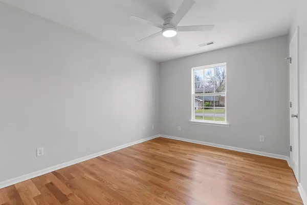 $300,000 | 124 Headlyn Drive, Hixson, TN 37343