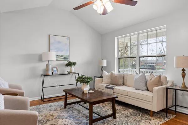 $300,000 | 124 Headlyn Drive, Hixson, TN 37343