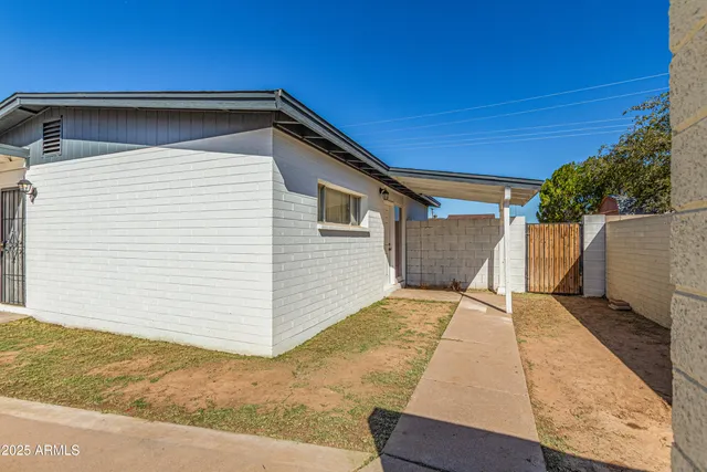 a view of backyard of house