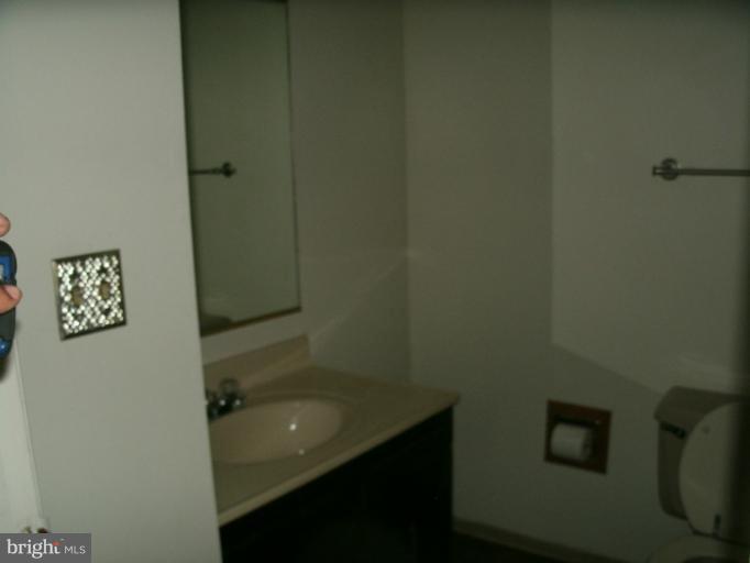 5441 Marsh Hawk Way Columbia, MD 21045 - Photo 8 of 15 Bath